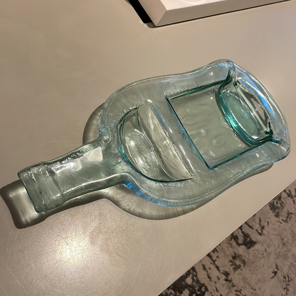 Glass serving dish - Picture 2 of 3